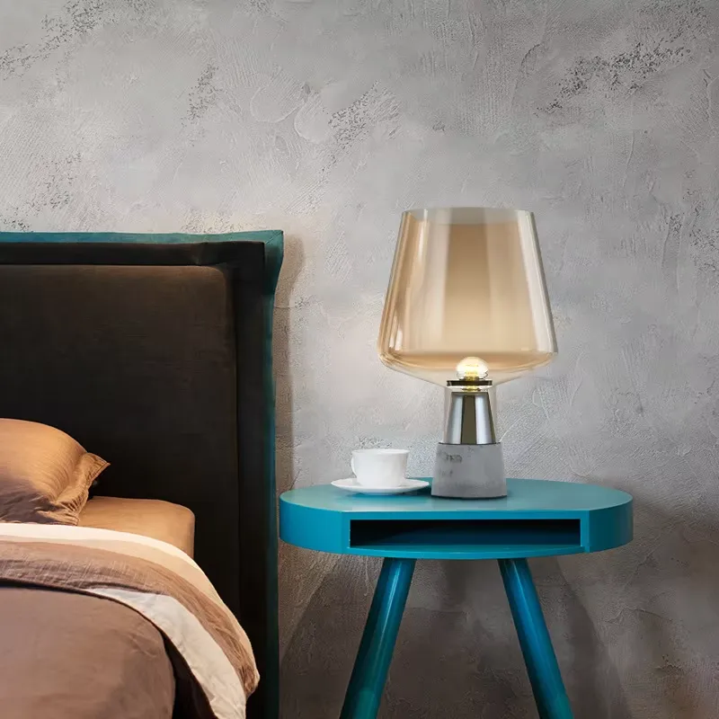 Lampada da Tavolo in Cemento d - Solar Lamp recensione e prezzo